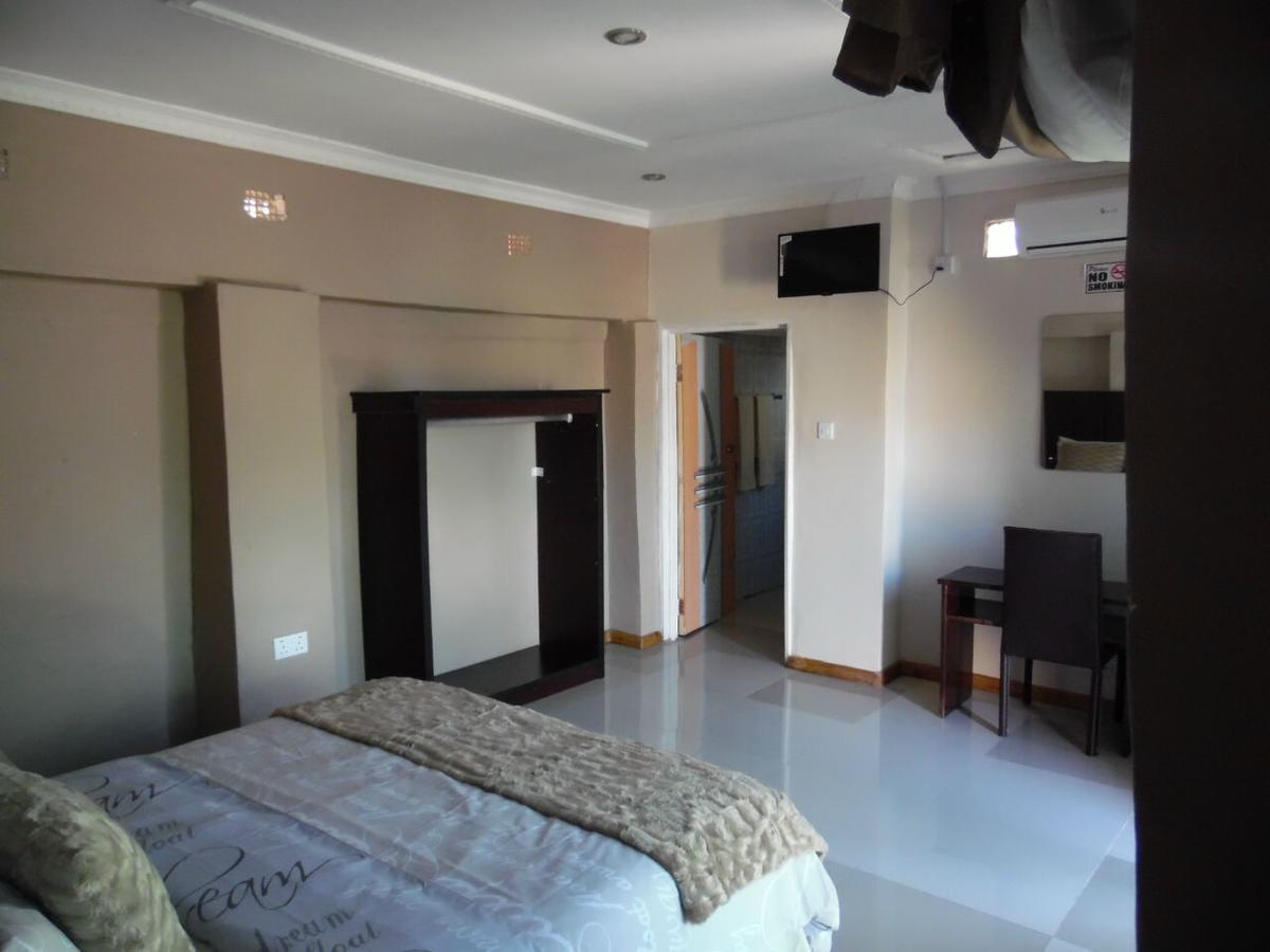 Rugems Executive Lodge 卢萨卡 外观 照片