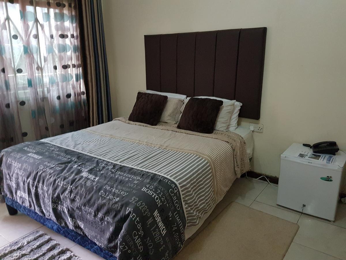 Rugems Executive Lodge 卢萨卡 外观 照片